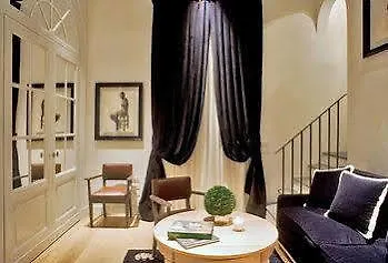 Palazzo Vecchietti - Residenza D'epoca Hotel 5*