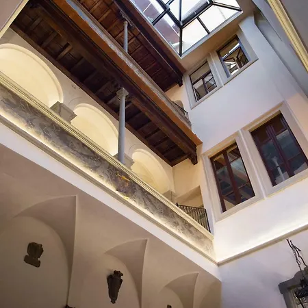 Palazzo Vecchietti - Residenza D'epoca 5*