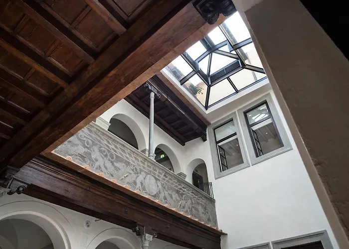 Palazzo Vecchietti - Residenza D'epoca Hotel 5*