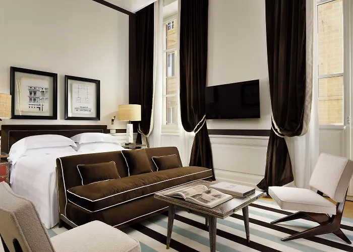 Palazzo Vecchietti - Residenza D'epoca Hotel 5*