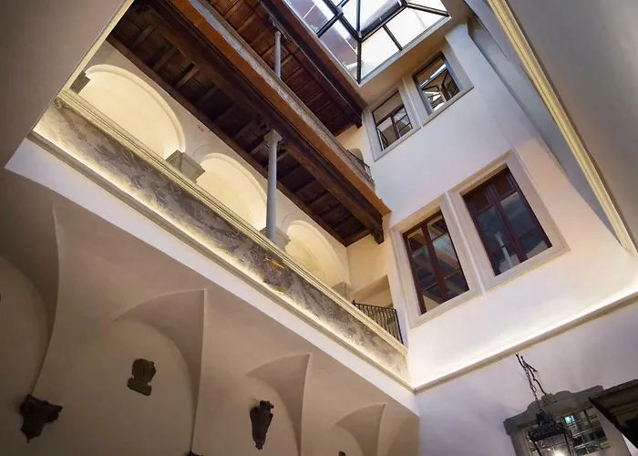 Palazzo Vecchietti - Residenza D'epoca 5*